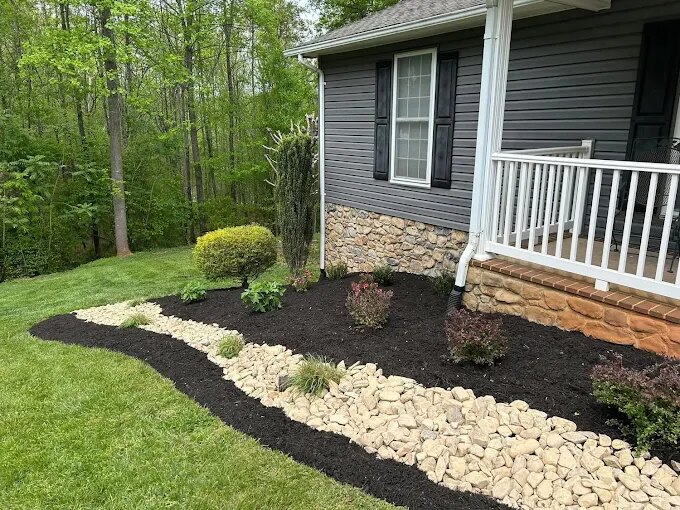 Mulch vs. Rock: Which Is Right for Your Landscape Beds?